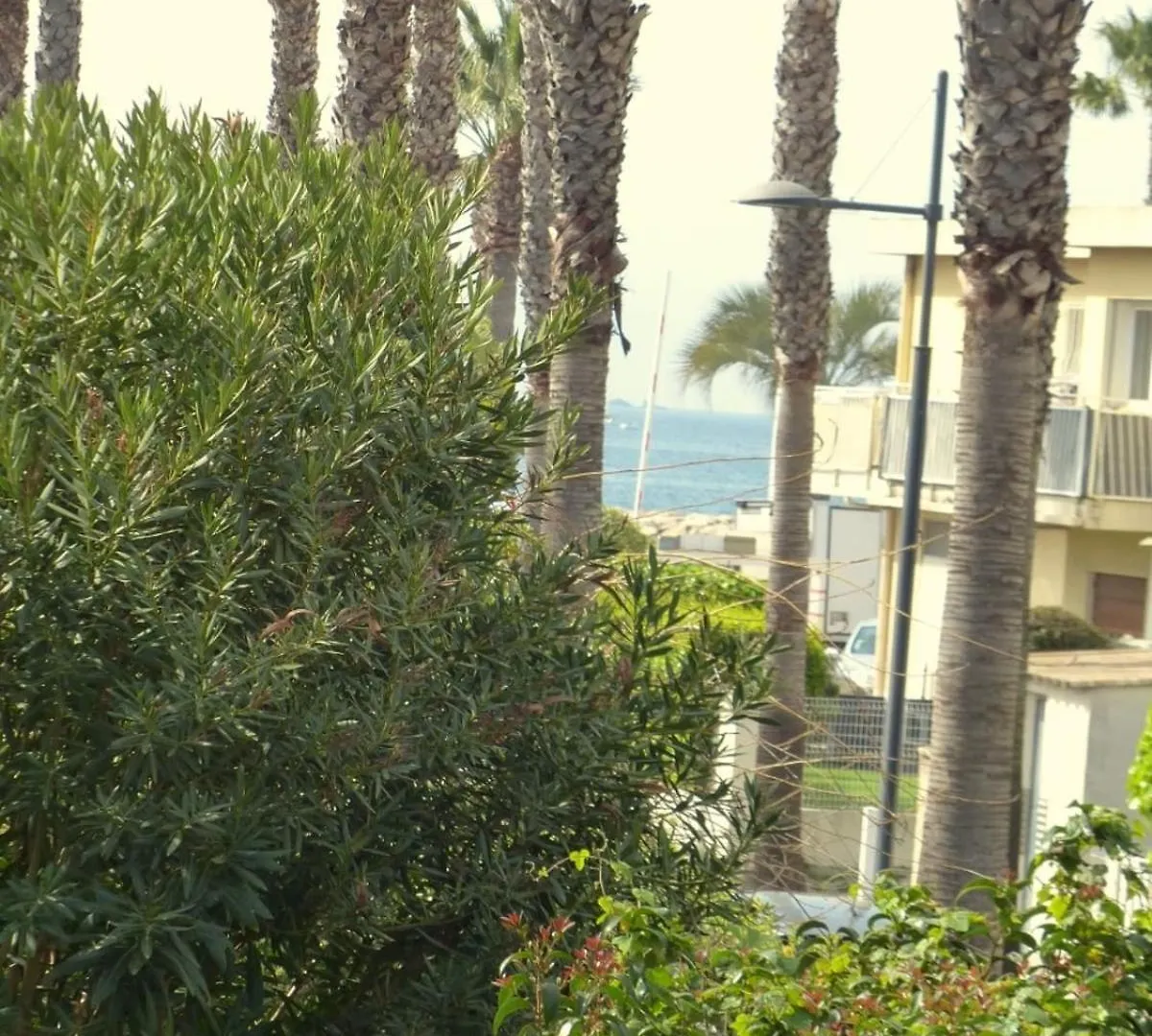 Pleasant Seaside Cocoon Apartment Six-Fours-les-Plages